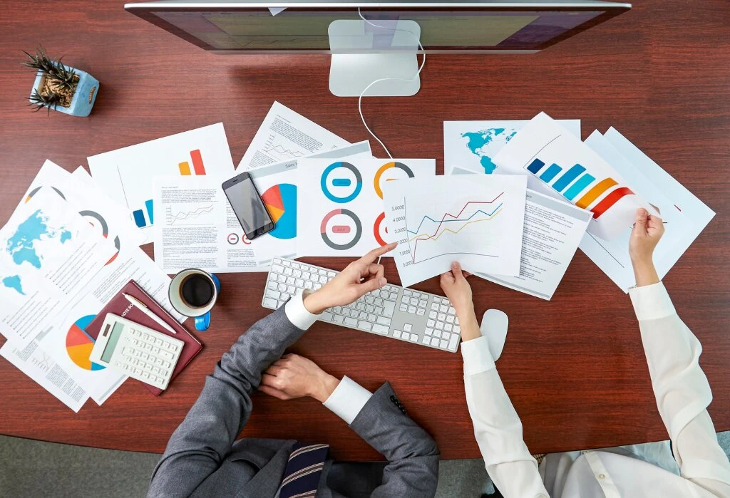 Anti-competitive Trade (Persaingan Usaha)