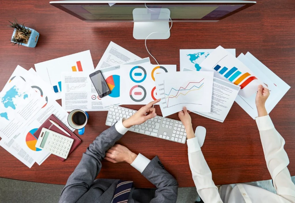 Anti-competitive Trade (Persaingan Usaha)